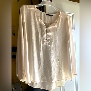 Apt 9 cream shear blouse
